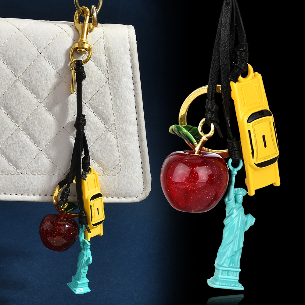 New York City Theme Multi Char - đánh giá và giá Travel Accessories Apple
